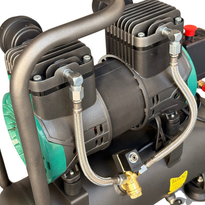 15L - 8 Bar Portable CraftAir Compressor 220V